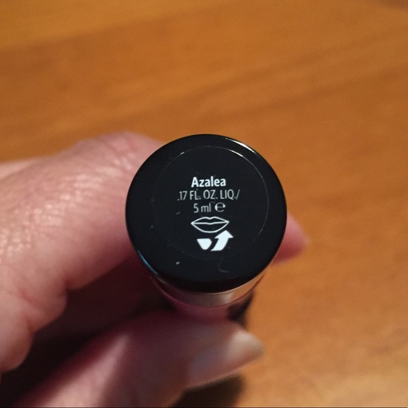 Bobbi Brown Art Stick Liquid Lip - Picture 7 of 15